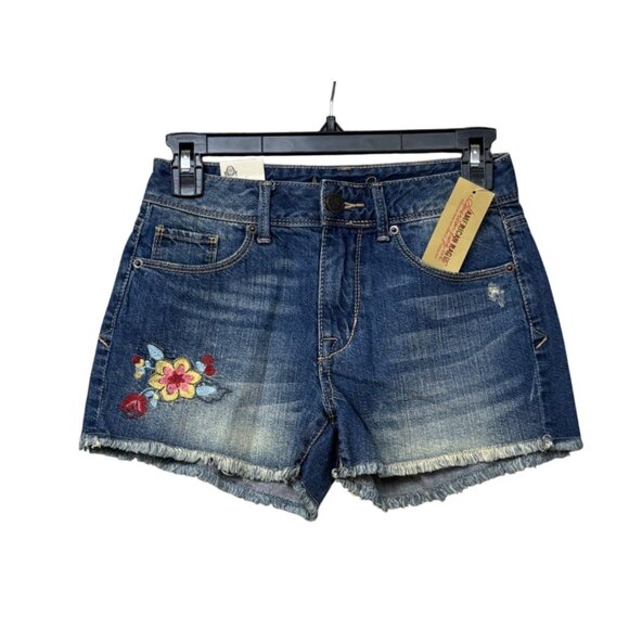American Rag, Junior's Arlington Fest, Embroidered Denim Shorts, Adabelle Wash - Picture 5 of 12